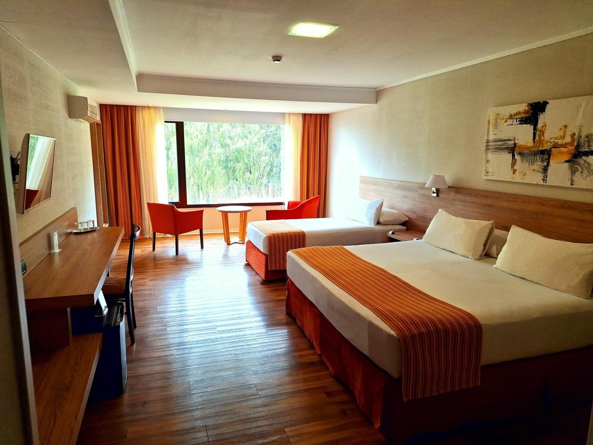 Xelena Hotel & Suites El Calafate Dış mekan fotoğraf